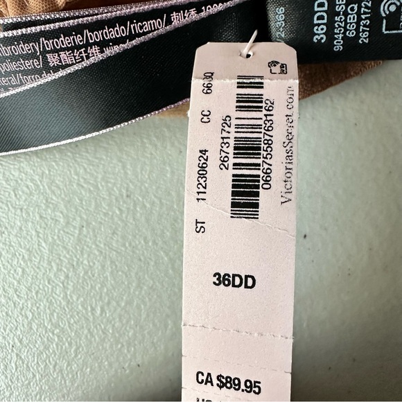 VICTORIA’S SECRET Ziggy Sexy Sheer Sequined Low-Cut Demi Bra NWT Women’s 36DD - Picture 7 of 9